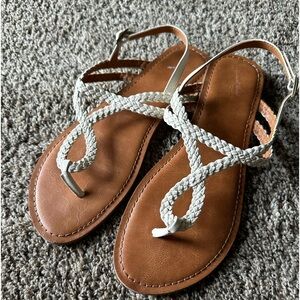 Women’s sandals